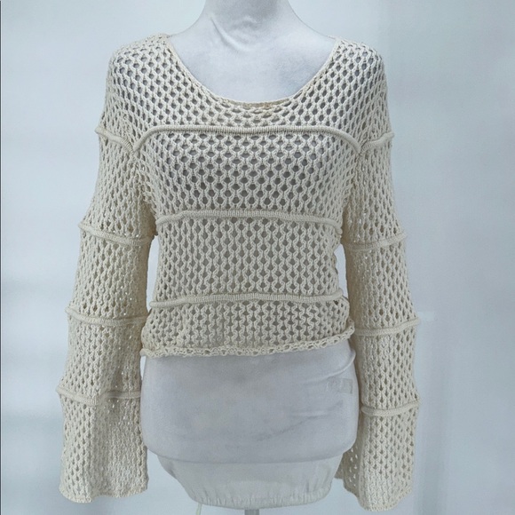 Sage The Label Women’s Crochet Top Poppy Crochet Bell Sleeve Sweater Size M - Picture 3 of 11